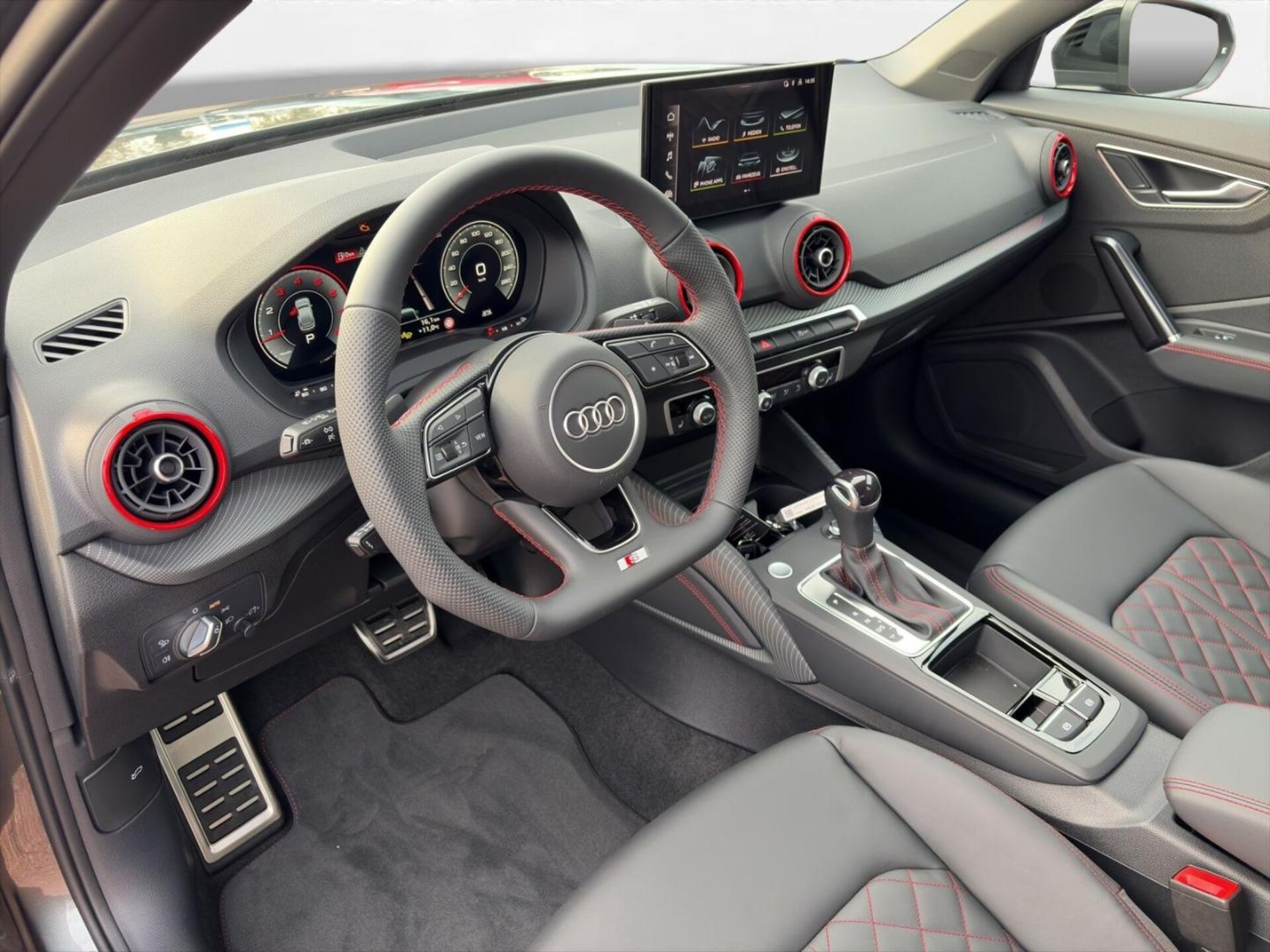 Audi Q2 S line