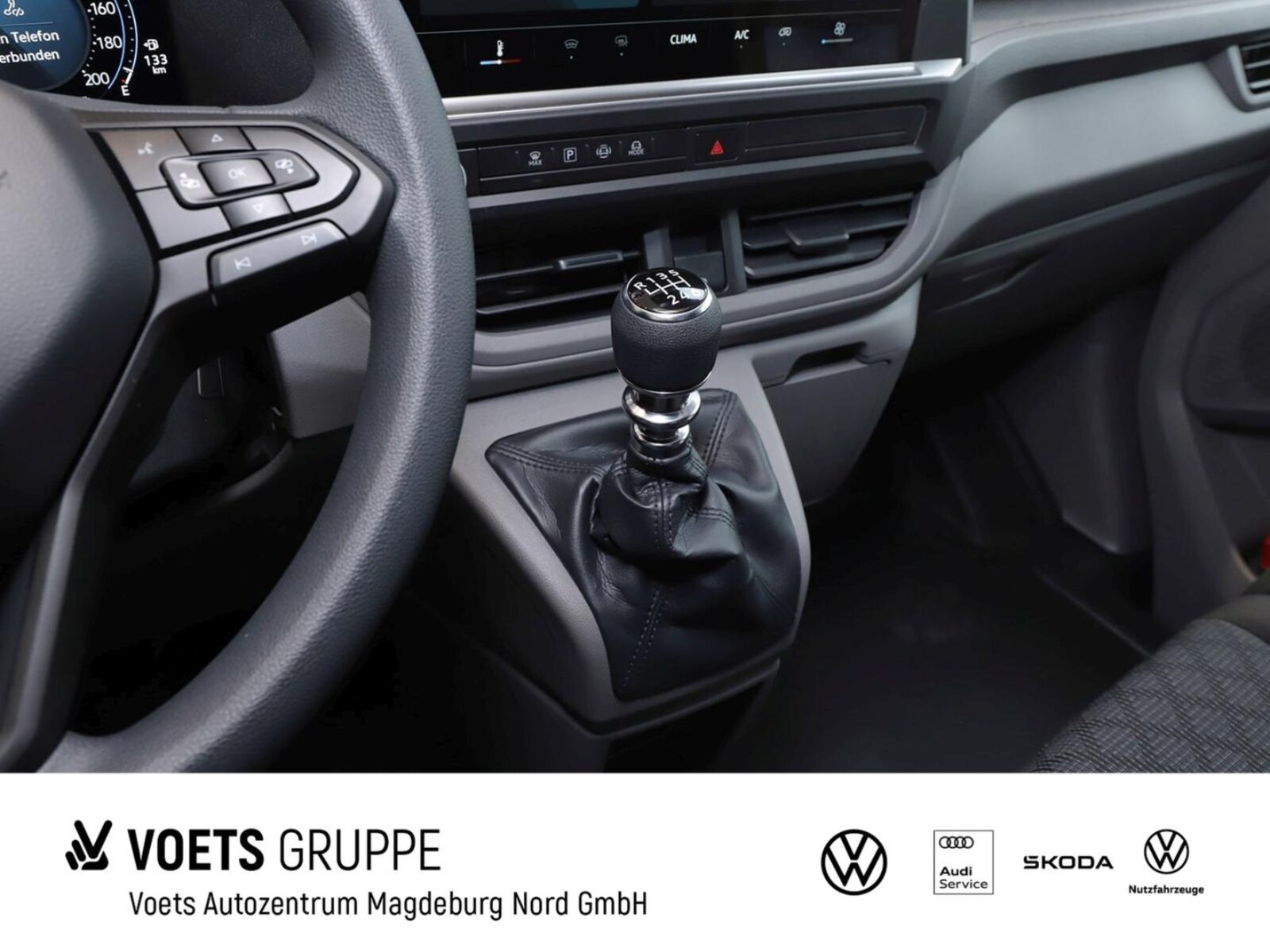 Volkswagen Transporter Kasten kurzer Radstand – Bild 12