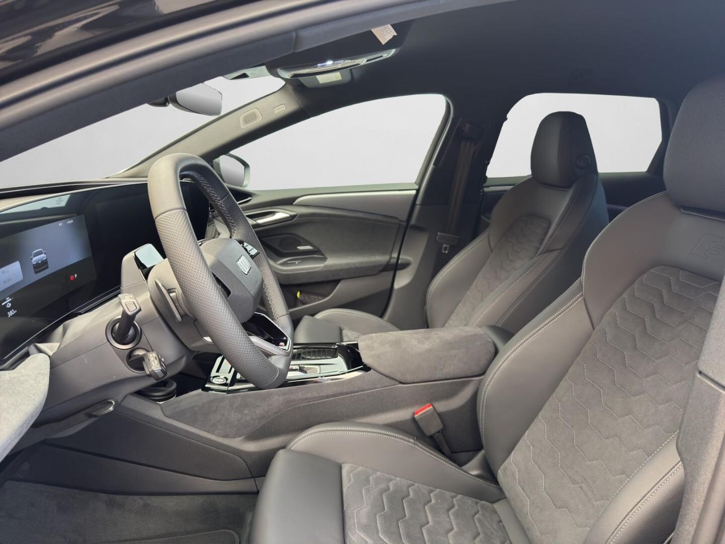Bild über Audi A6 Avant e-tron S line business e-tron performance 270 kW - für weitere Informationen kontaktieren Sie den Audi Partner