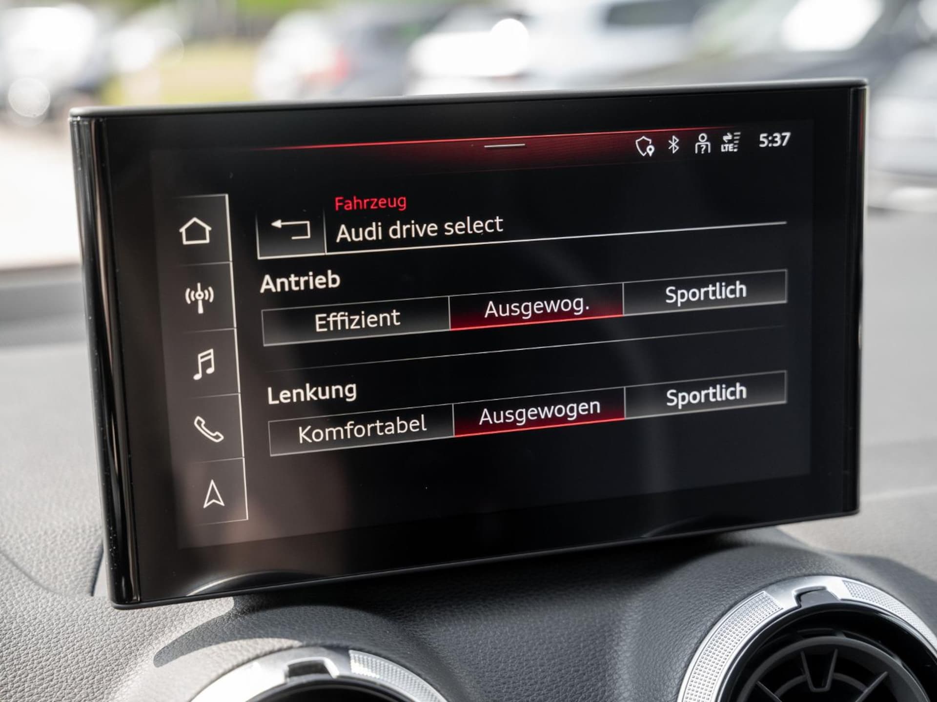 Audi Q2 S line