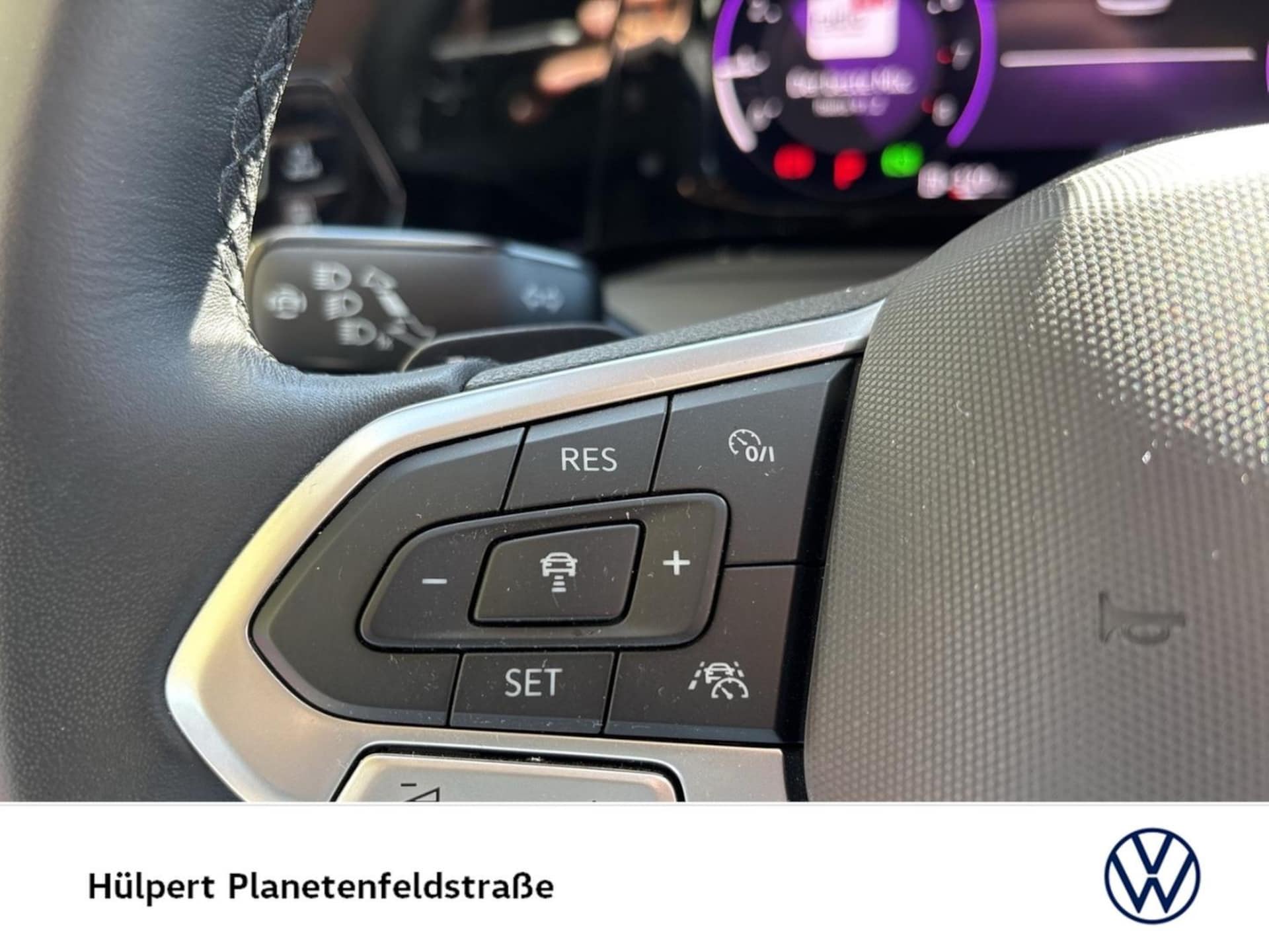 Volkswagen Golf Style