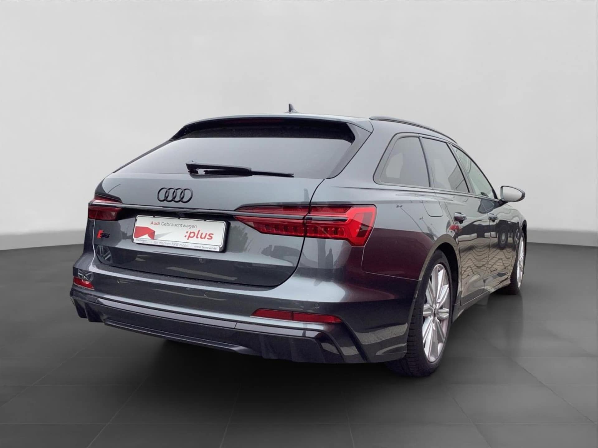 Audi S6 Avant