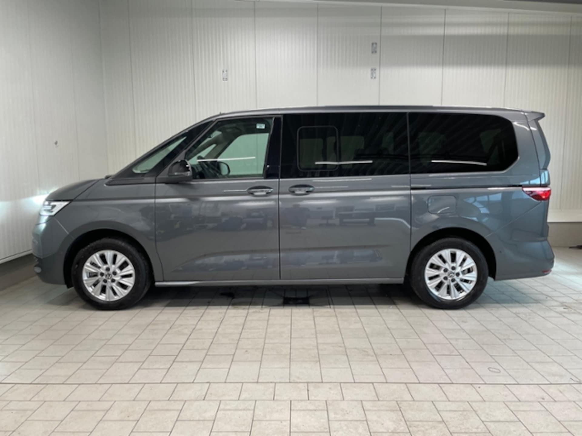 Volkswagen Multivan Langversion Life