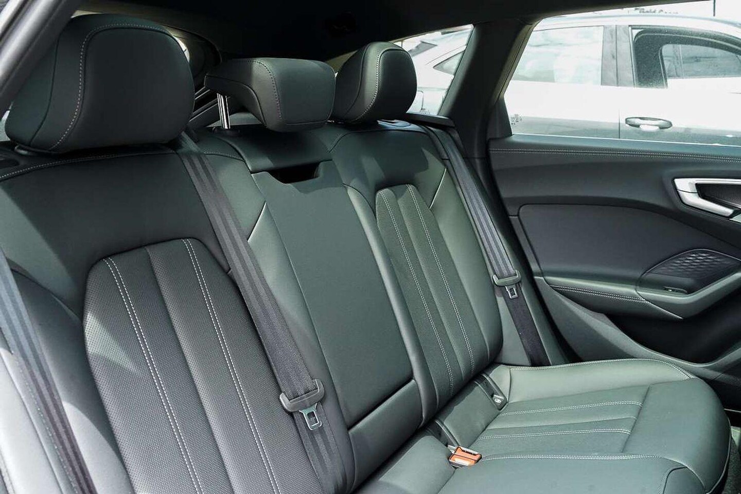 Image about Audi A5 Avant TFSI e e-hybrid quattro 270 kW S tronic
