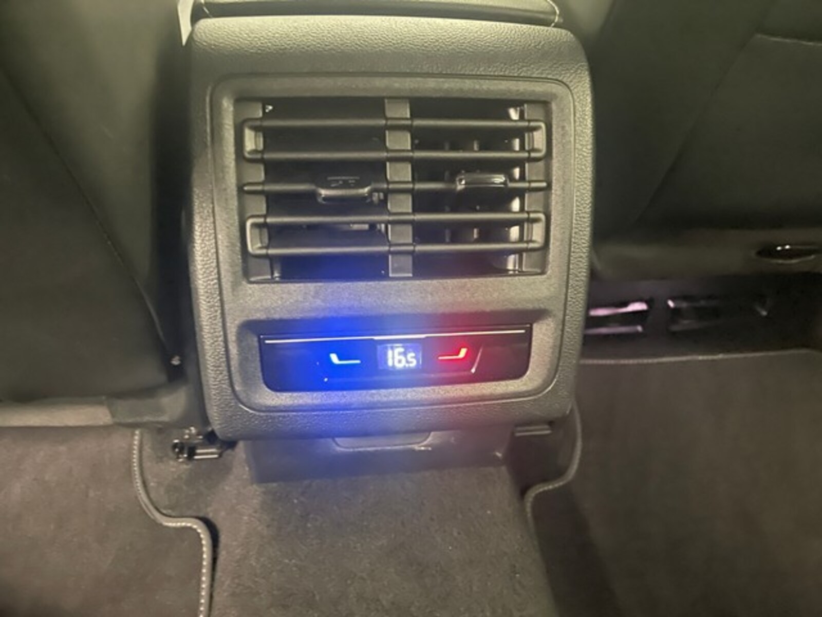 Volkswagen Golf Variant – Bild 9