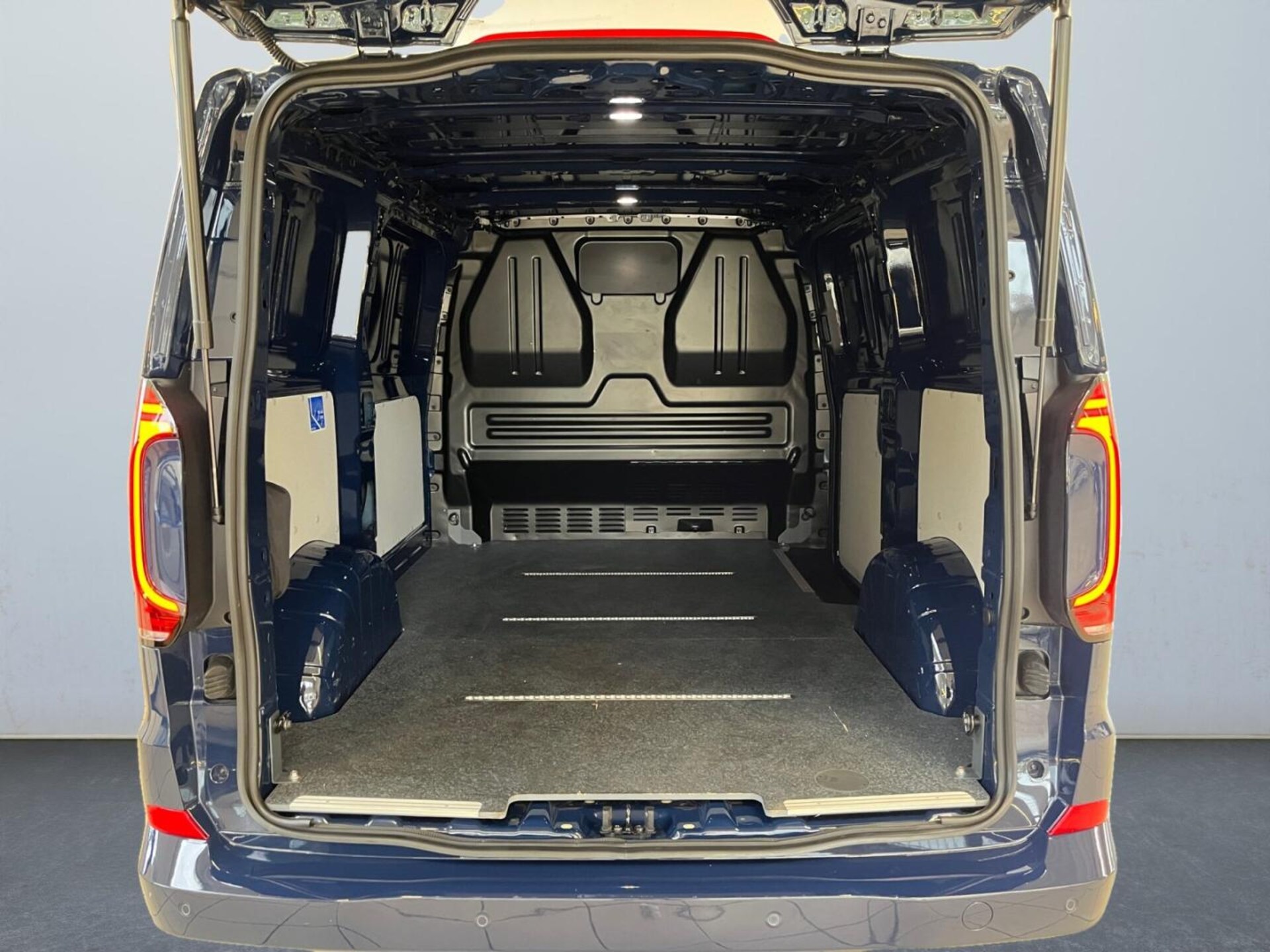 Volkswagen Transporter Kasten kurzer Radstand