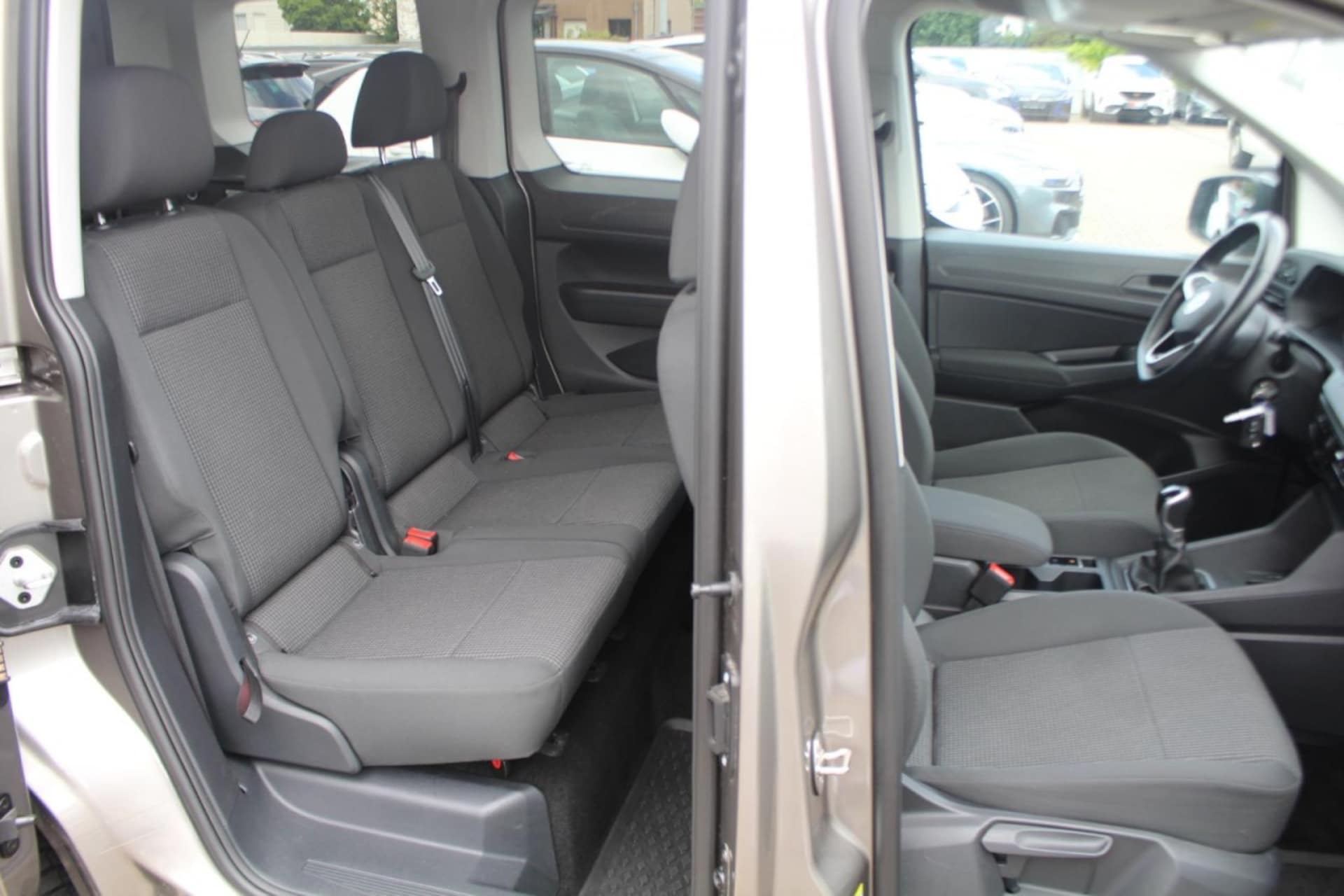 Volkswagen Caddy Basis-Modell