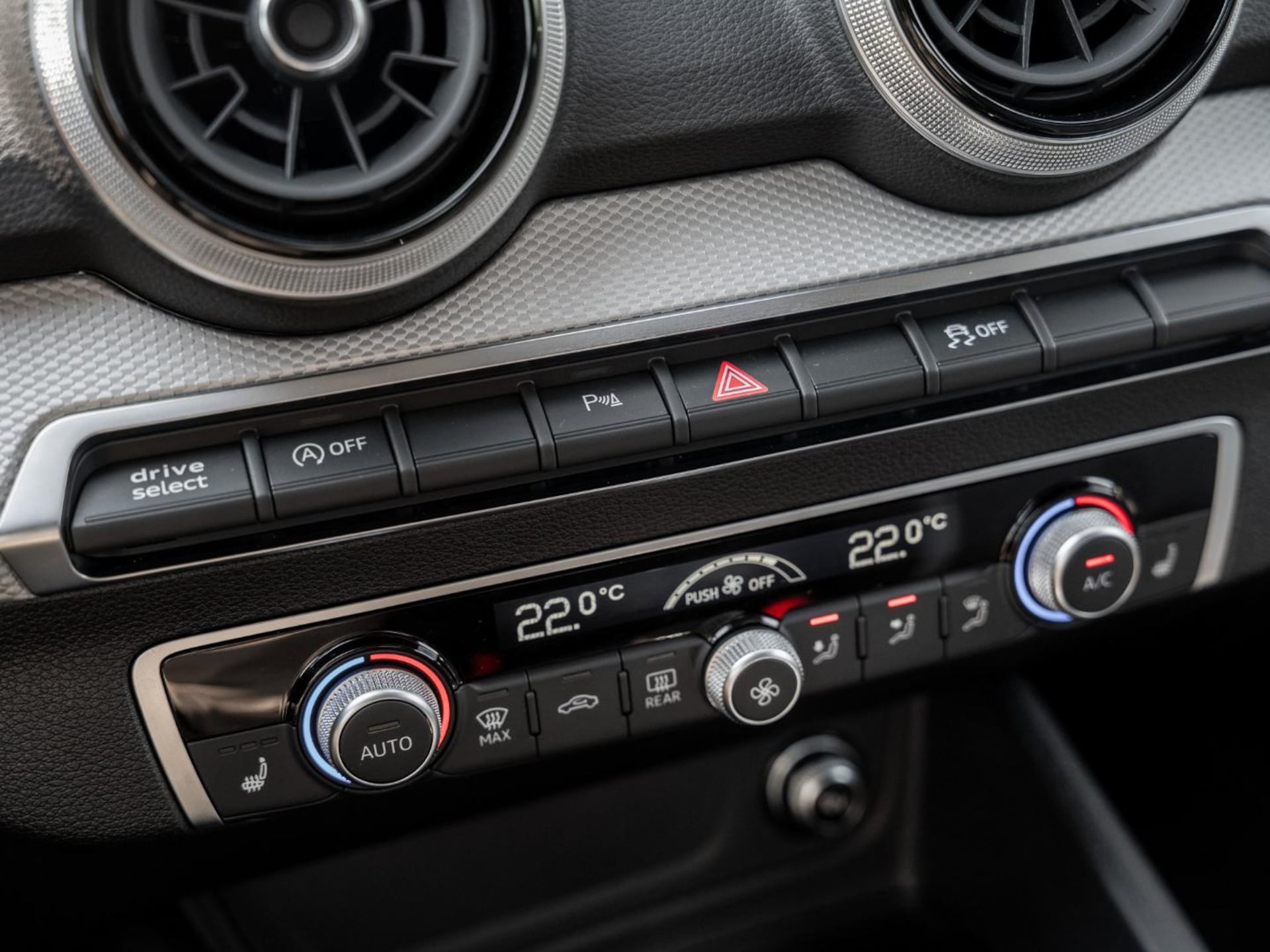 Audi Q2 S line