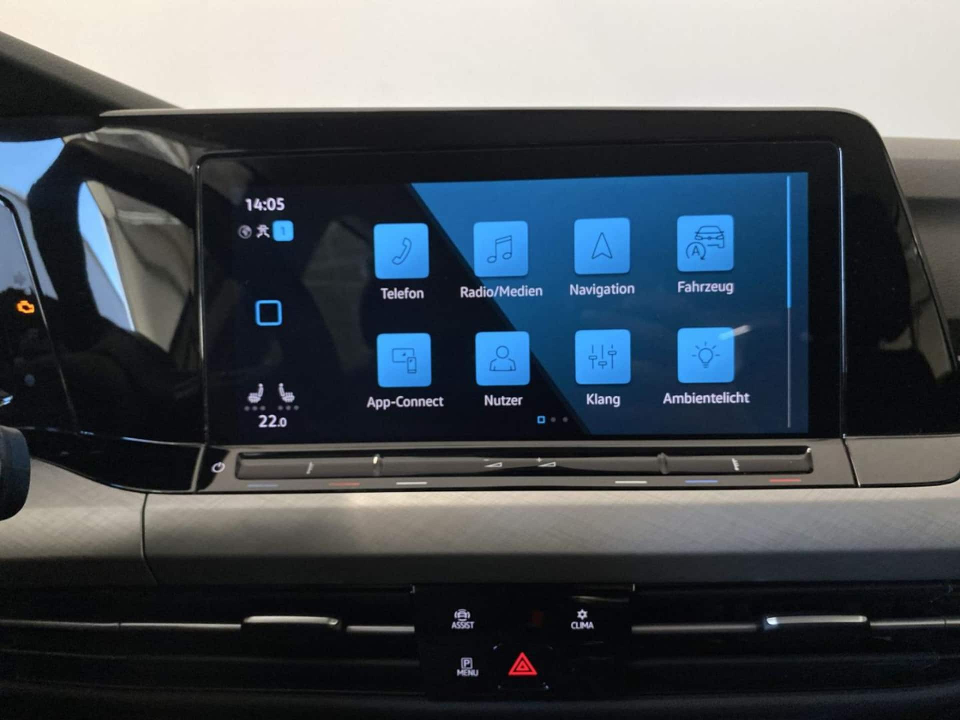 Volkswagen Golf Life