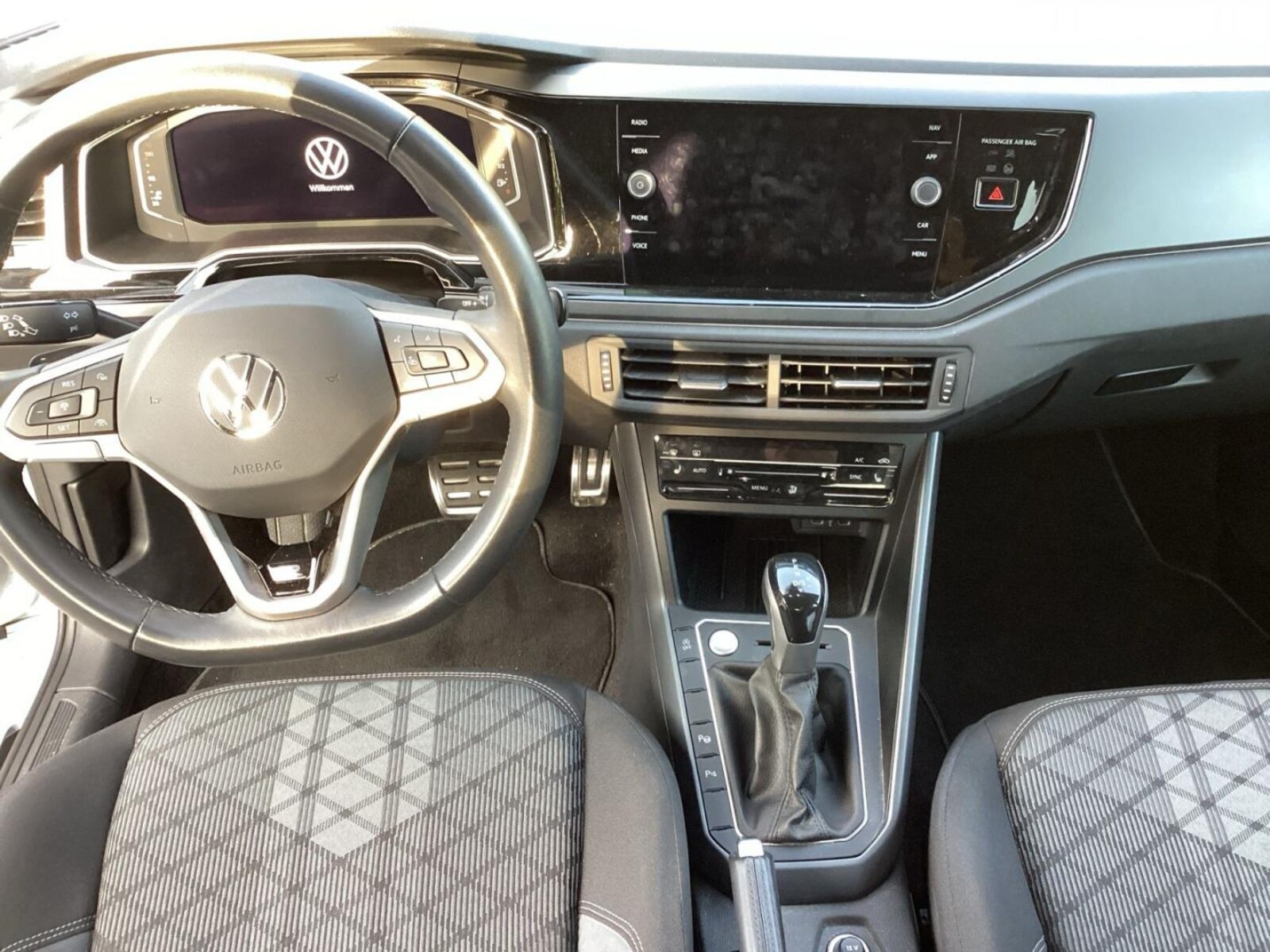 Volkswagen Polo – Bild 11