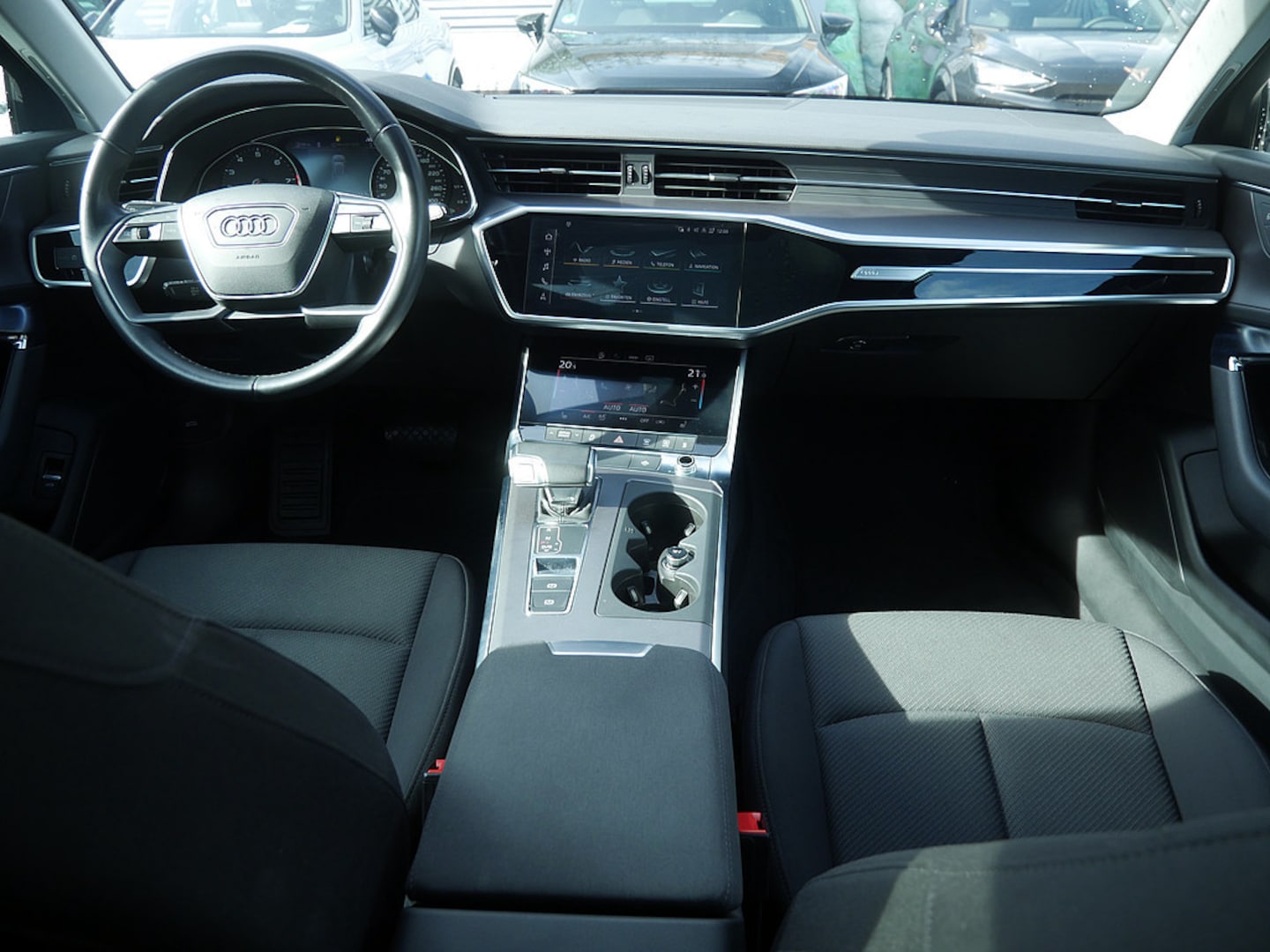 Bild über Audi A6 Avant 45 TFSI S tronic - für weitere Informationen kontaktieren Sie den Audi Partner