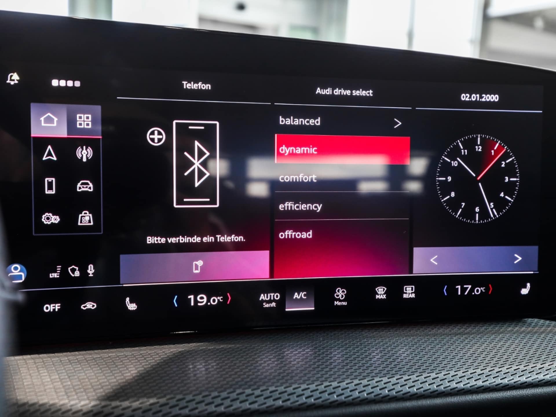 Audi Q5 Sportback edition one