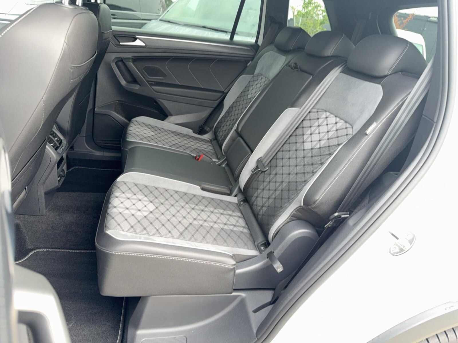 Volkswagen Tiguan Allspace – Bild 13