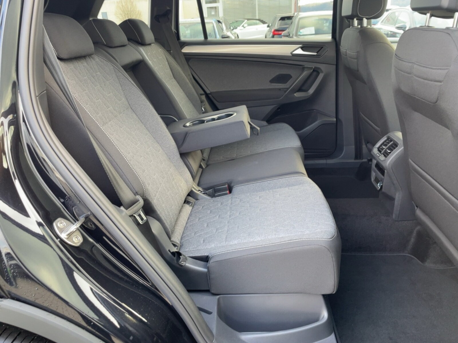 Volkswagen Tiguan Allspace – Bild 9