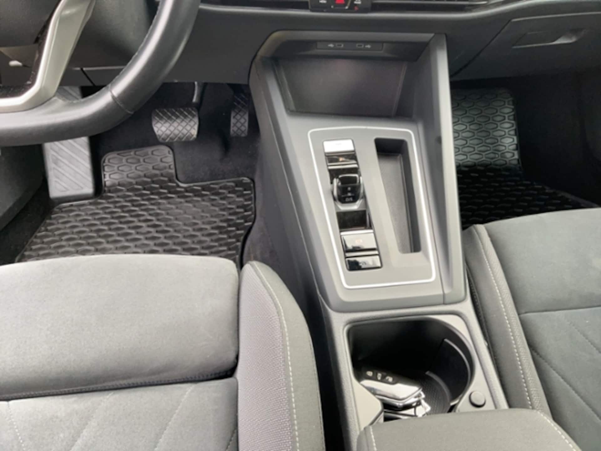 Volkswagen Golf Style