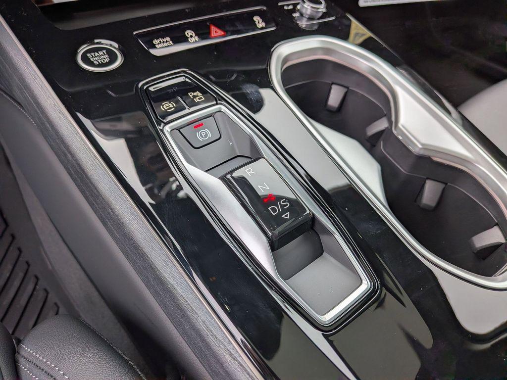 2026 Audi A6 Premium Plus - Photo 8