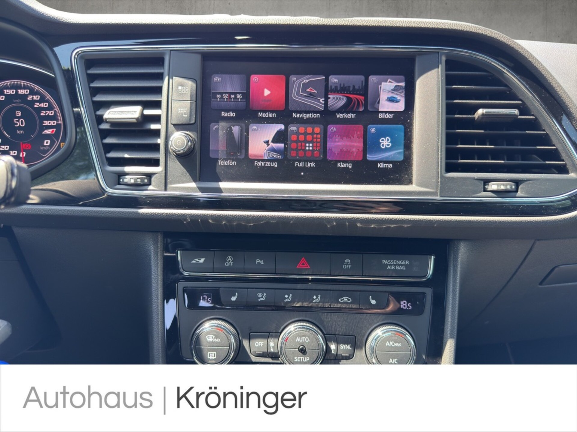 SEAT Leon Sportstourer Cupra 300