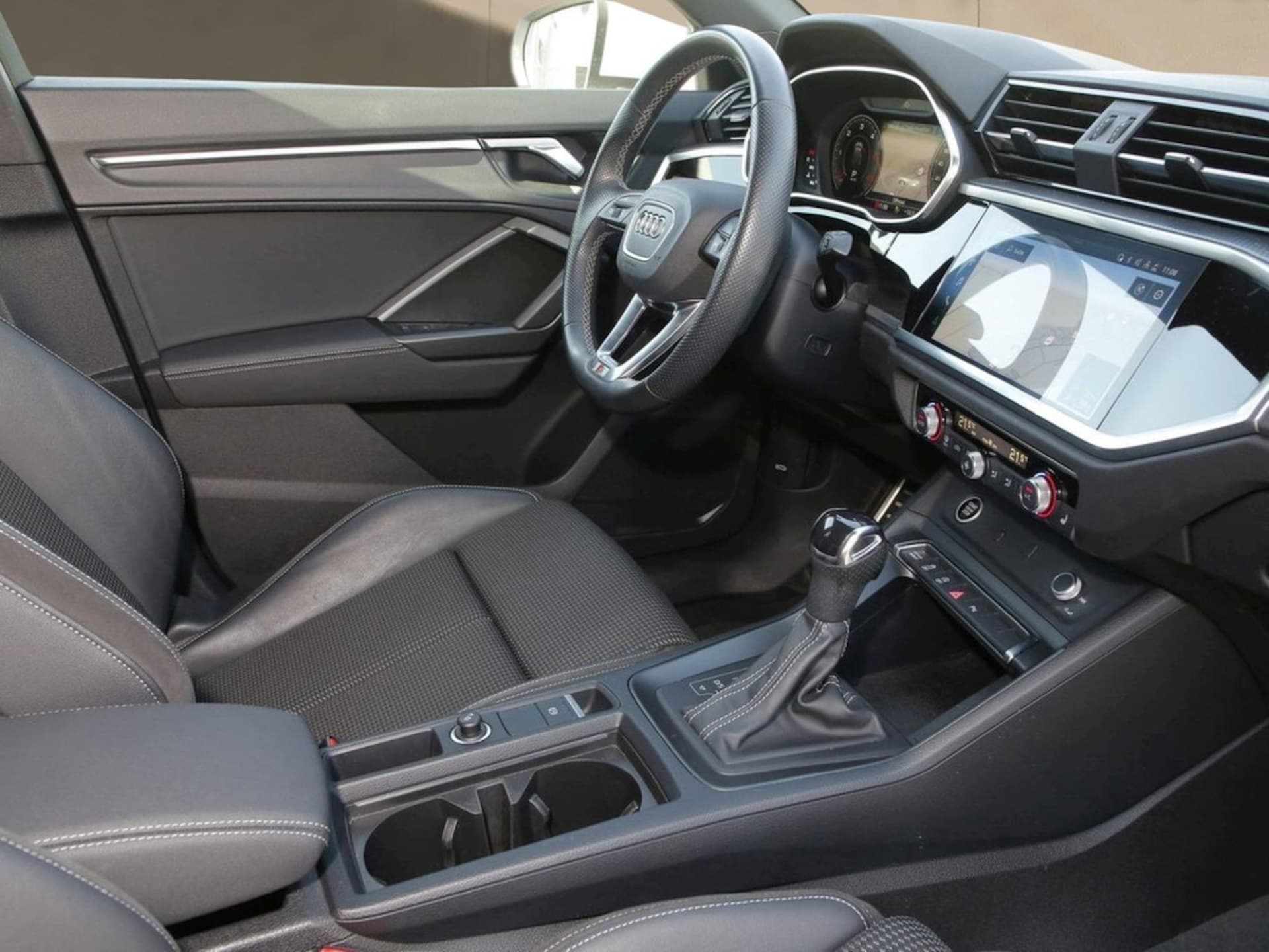 Audi Q3 Sportback S line