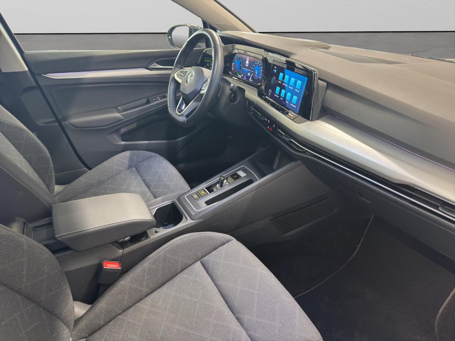 Volkswagen Golf Variant Life