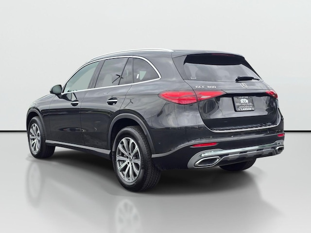 2025 Mercedes-Benz GLC 300