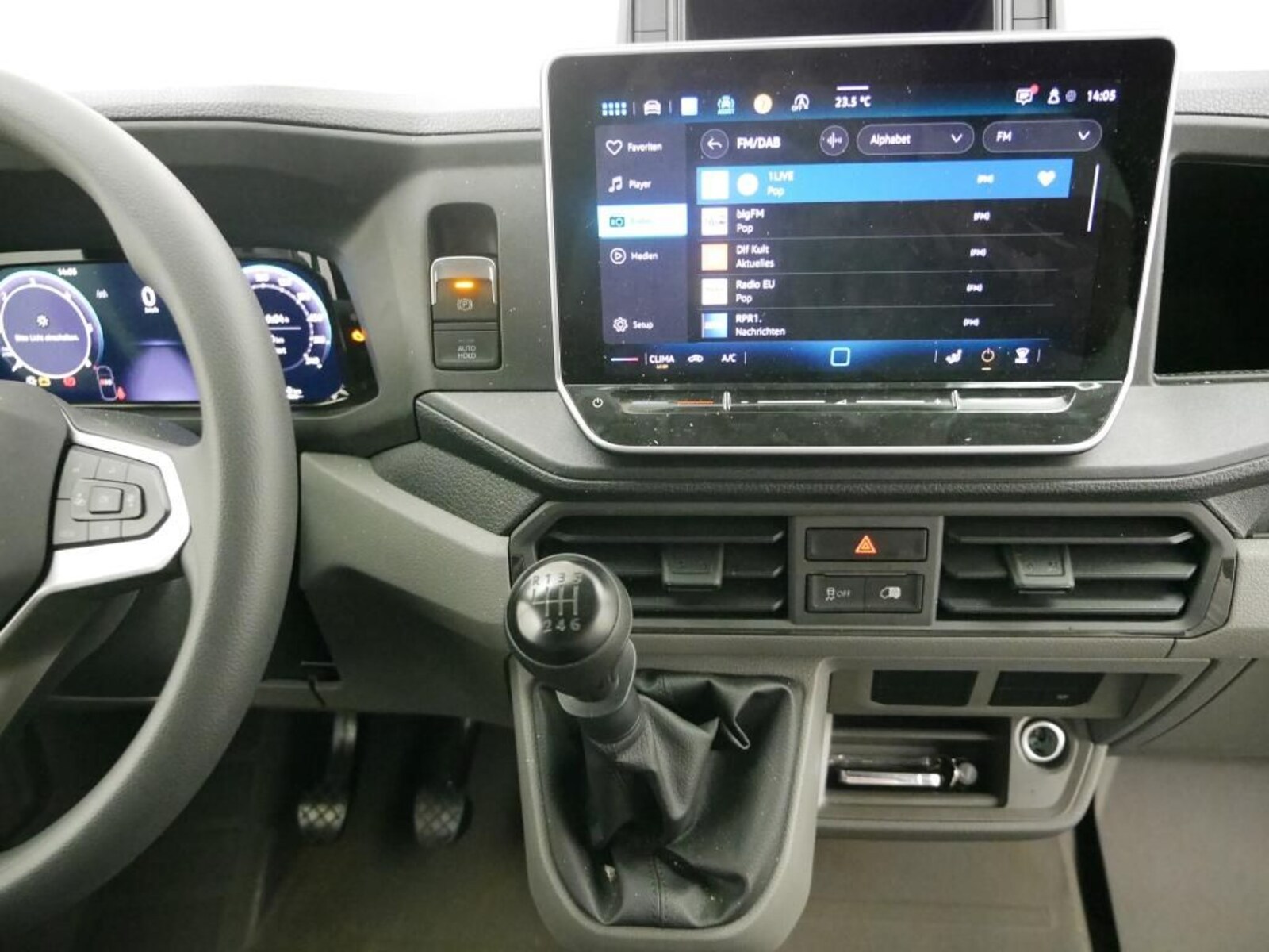 Volkswagen Crafter Kasten mittlerer Radstand – Bild 5