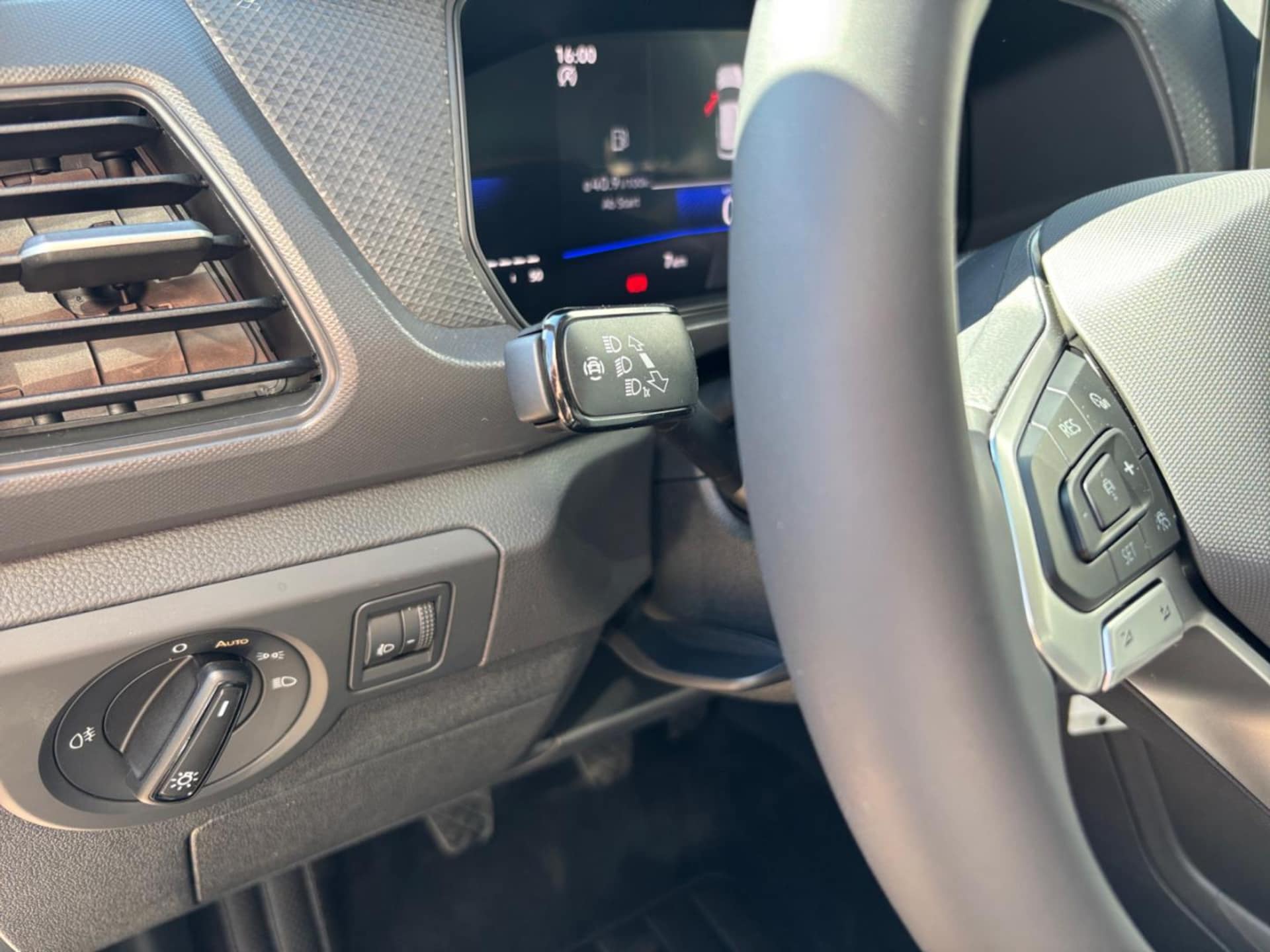 Volkswagen T-Cross Basis-Modell