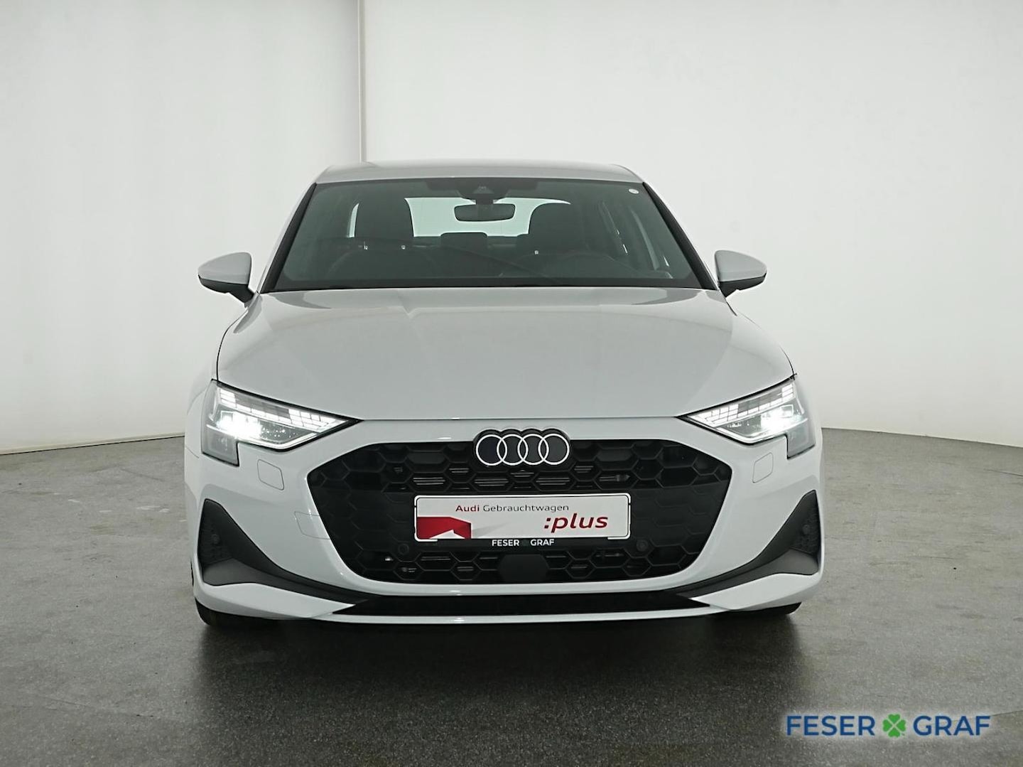 Bild über Audi A3 Limousine 30 TDI Schaltgetriebe - für weitere Informationen kontaktieren Sie den Audi Partner