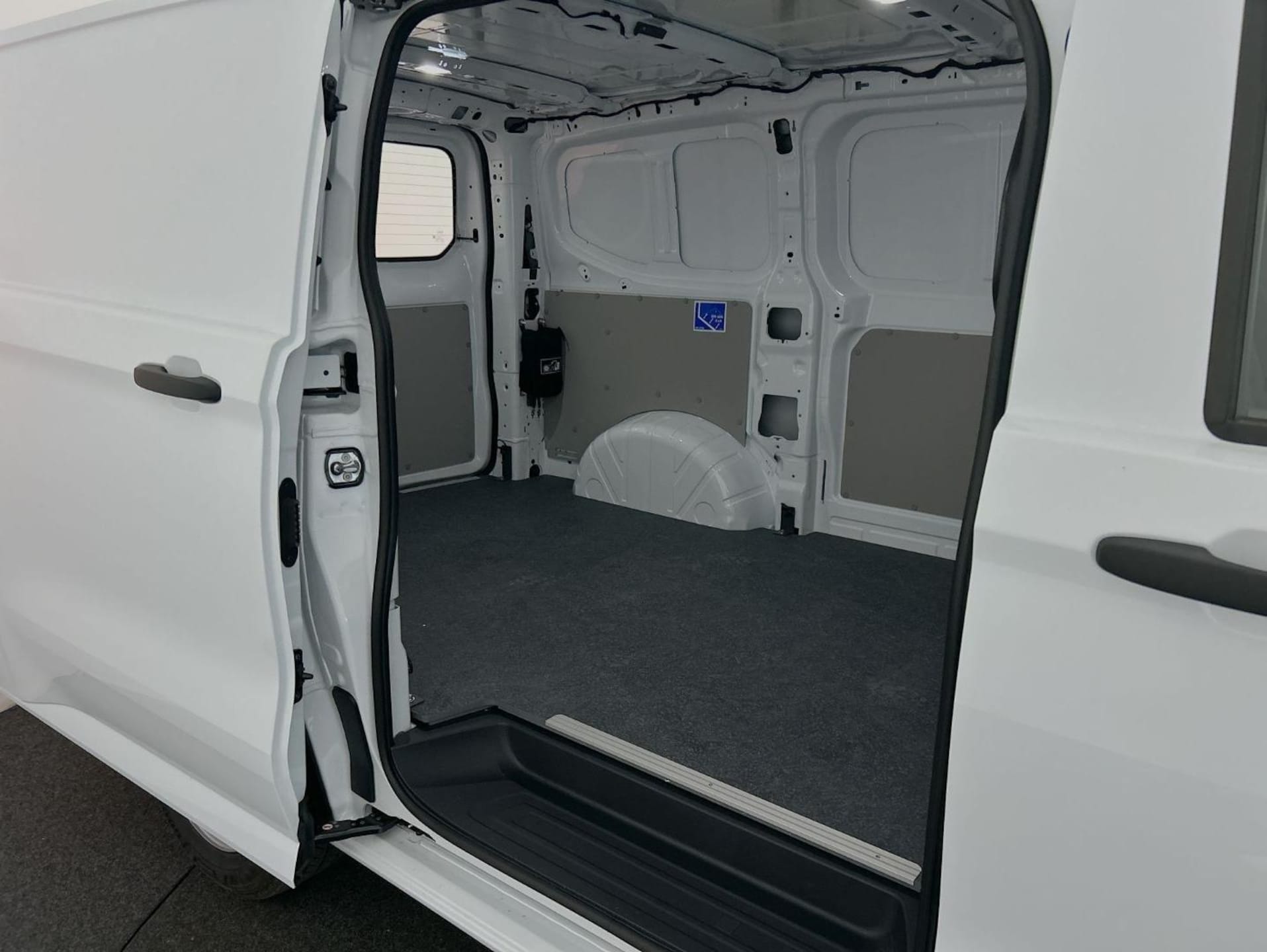 Volkswagen Transporter Kasten kurzer Radstand