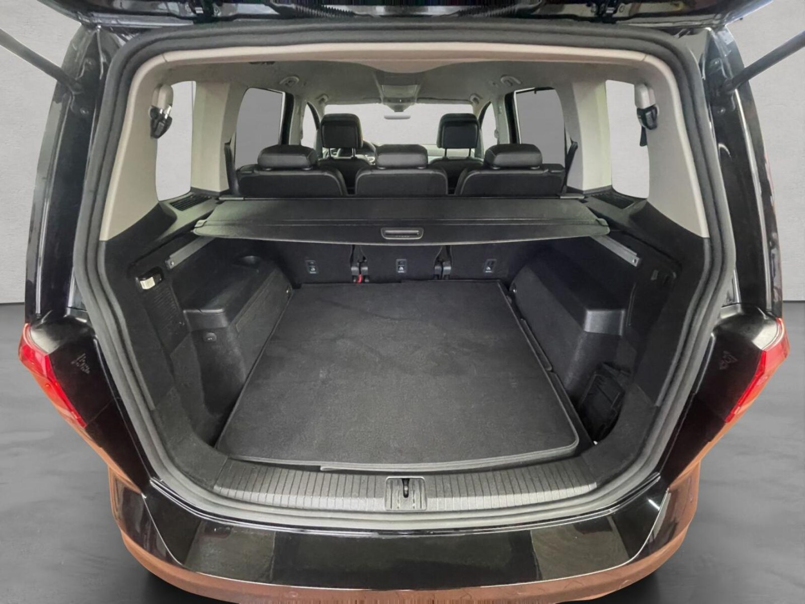 Volkswagen Touran – Bild 5
