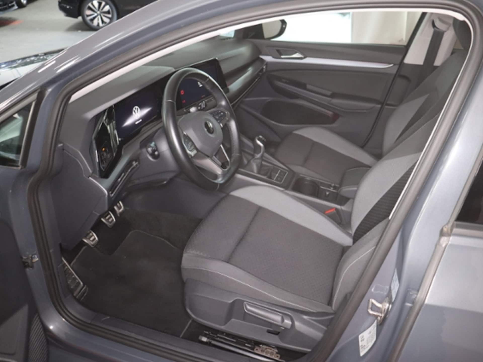 Volkswagen Golf Active