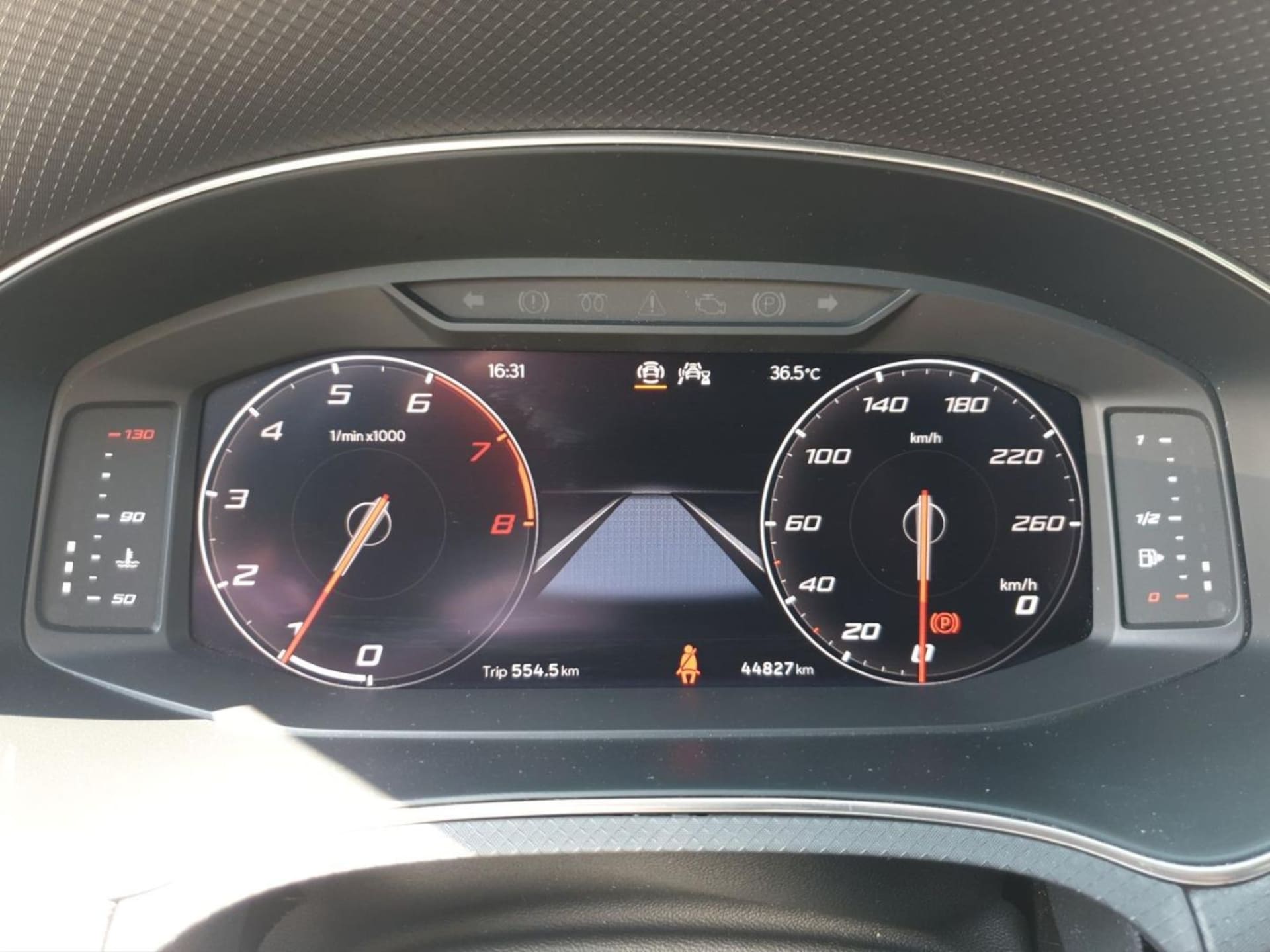 SEAT Arona FR