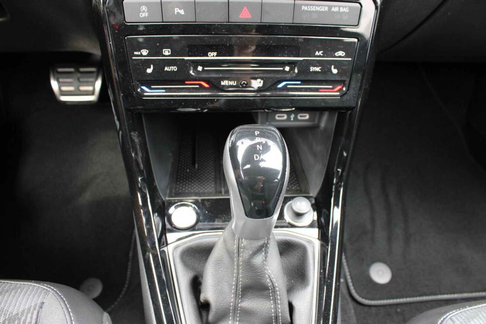 Volkswagen T-Cross – Bild 12