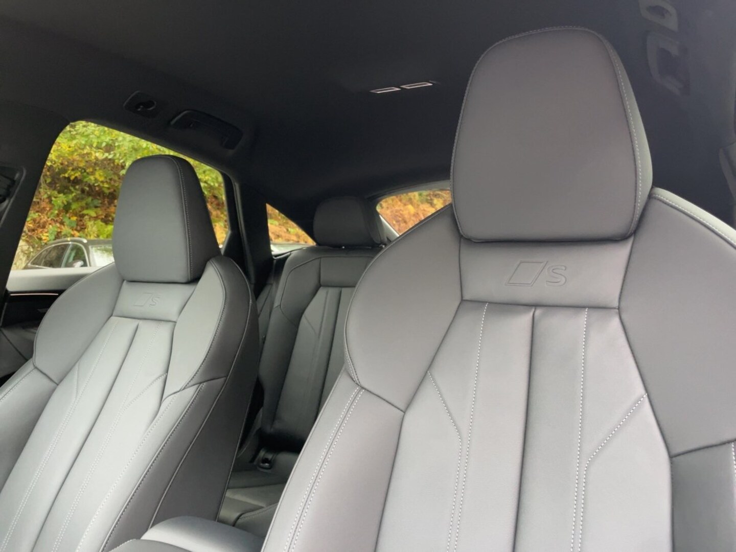 Bild über Audi Q5 Sportback TDI quattro 150 kW S tronic - für weitere Informationen kontaktieren Sie den Audi Partner
