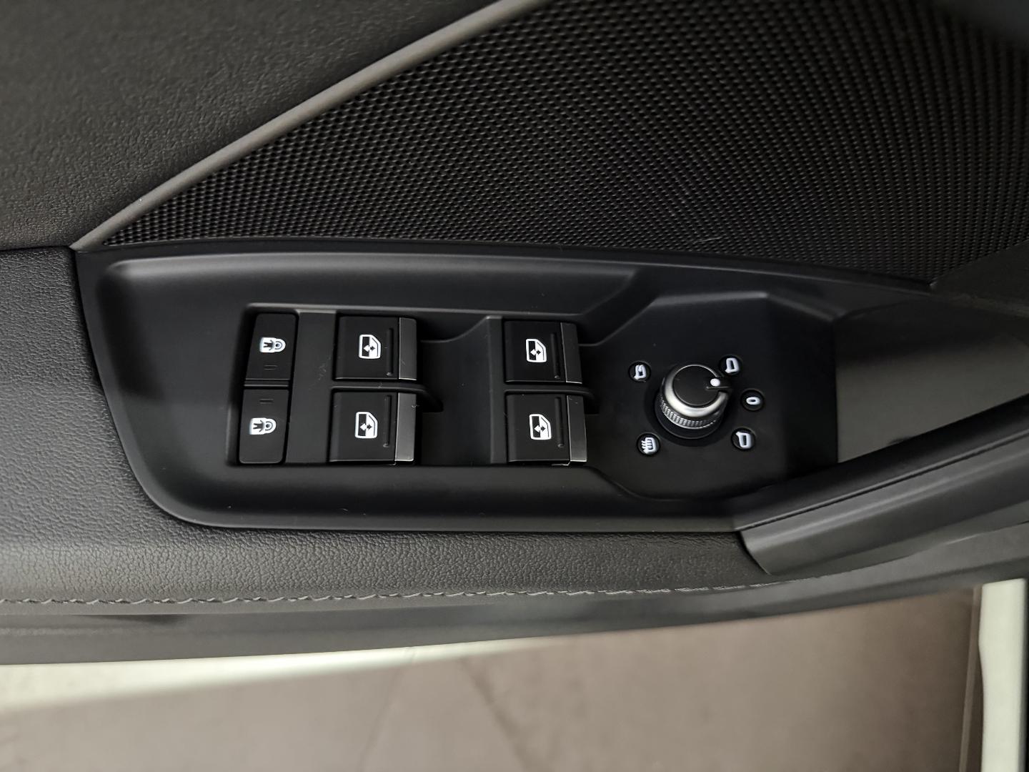 Image about Audi A3 Sportback TFSI e S line 40 TFSI e 150 kW (204 ch) S tronic