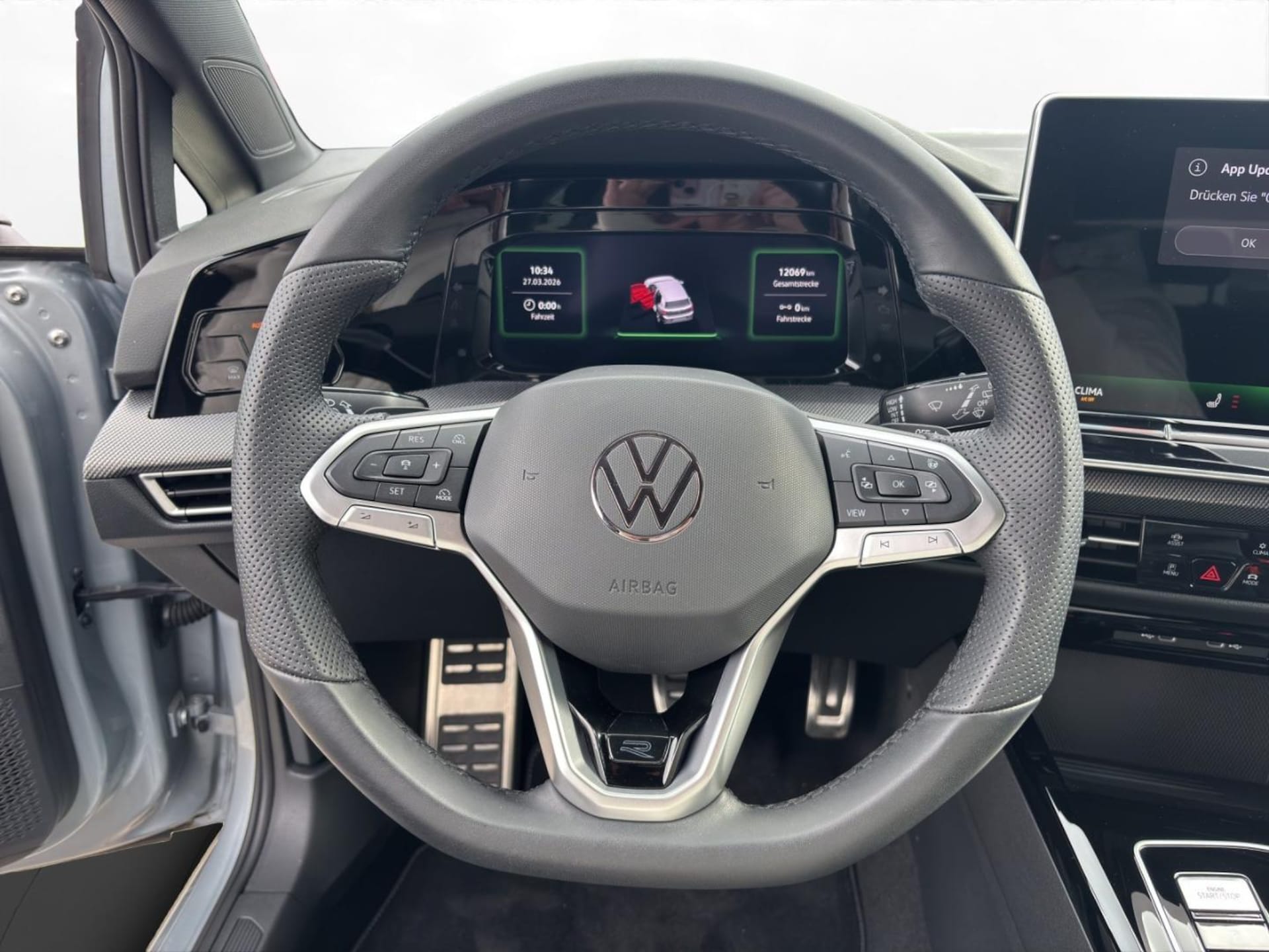 Volkswagen Golf R-Line
