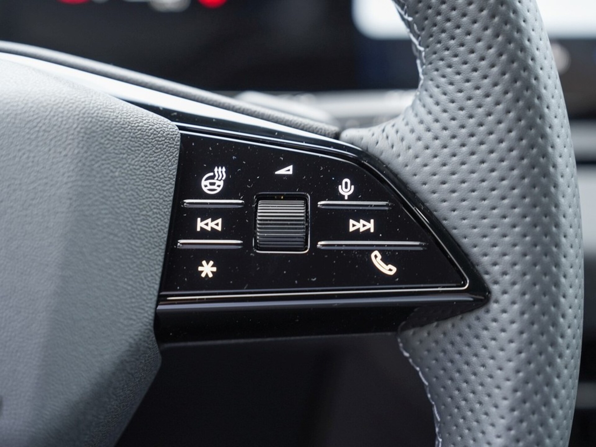 Audi Q6 SUV e-tron