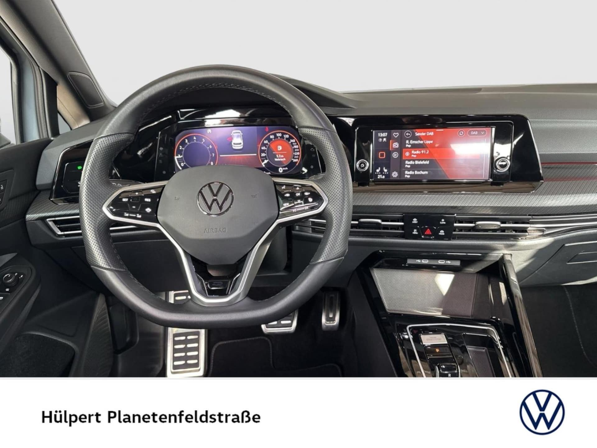 Volkswagen Golf R-Line