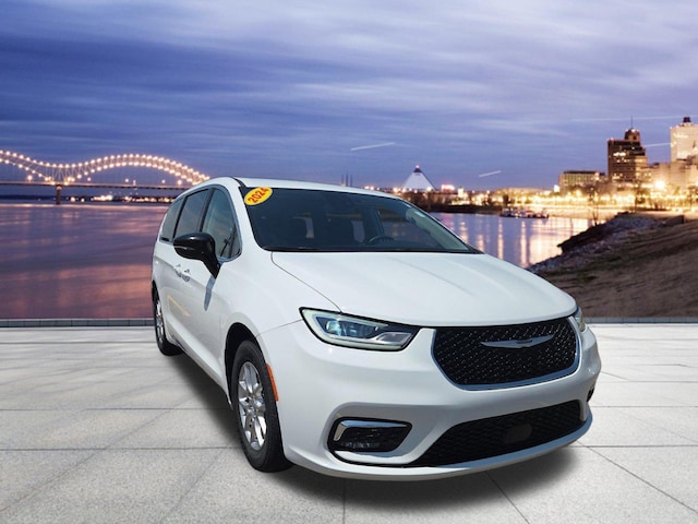 2024 Chrysler Pacifica