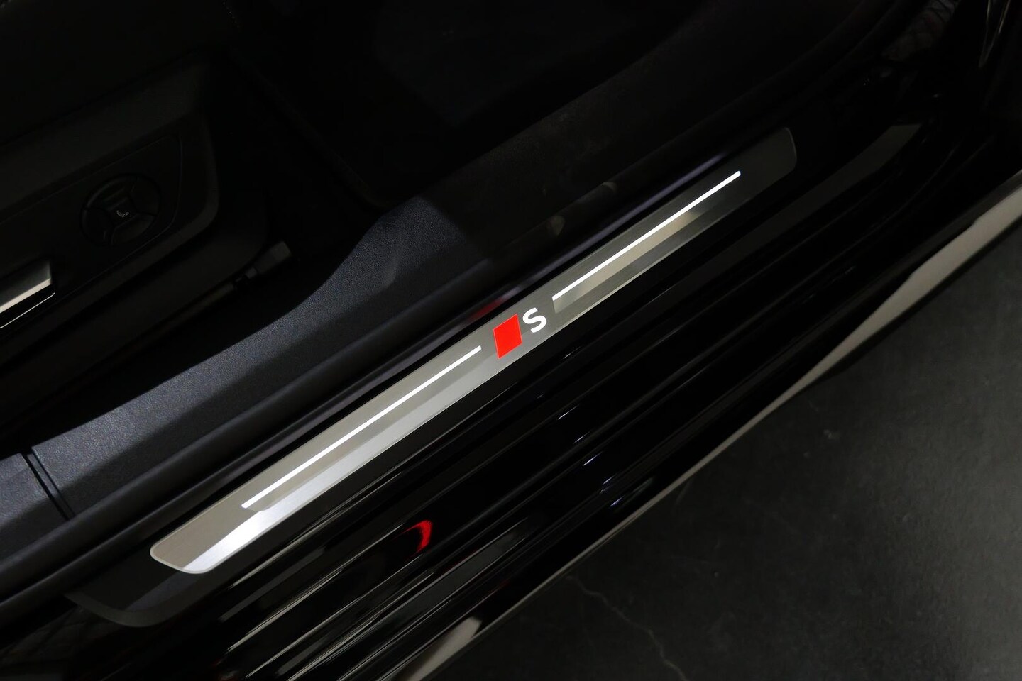 Image about Audi S5 Sedan TFSI quattro 270 kW S tronic