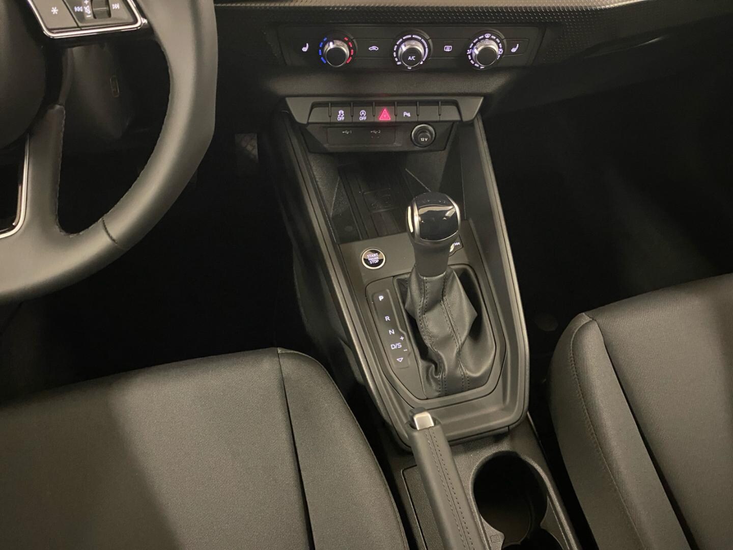 Bild über Audi A1 Sportback 25 TFSI S tronic - für weitere Informationen kontaktieren Sie den Audi Partner