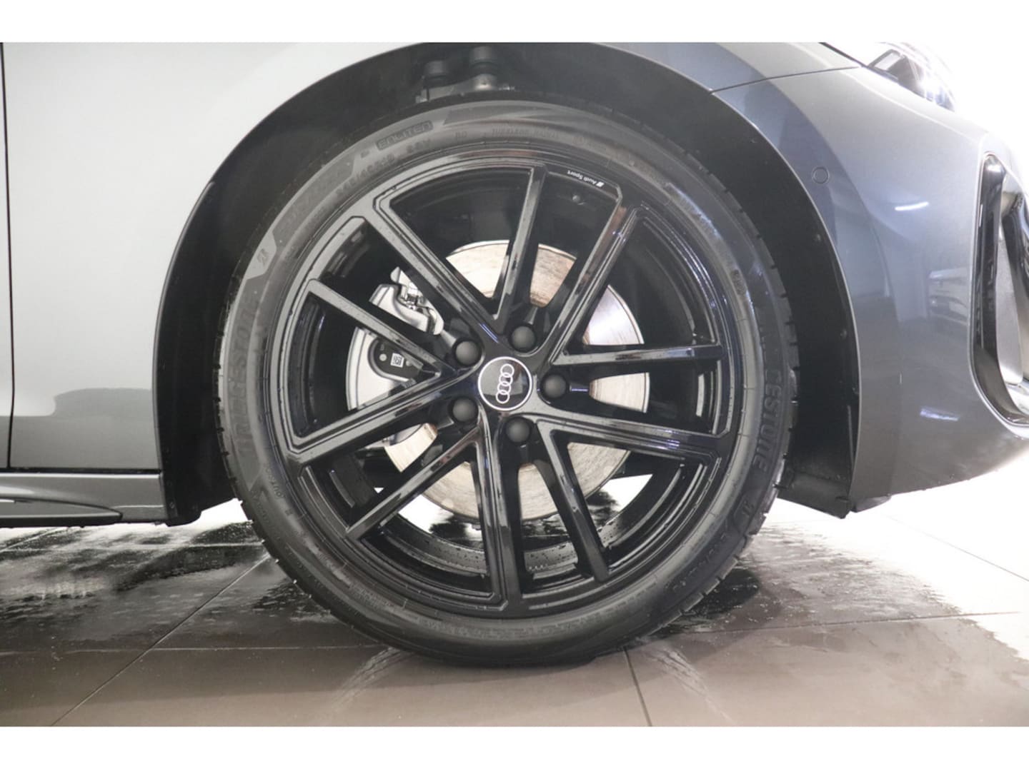 Bild über Audi A5 Avant TFSI 150 kW S tronic - für weitere Informationen kontaktieren Sie den Audi Partner