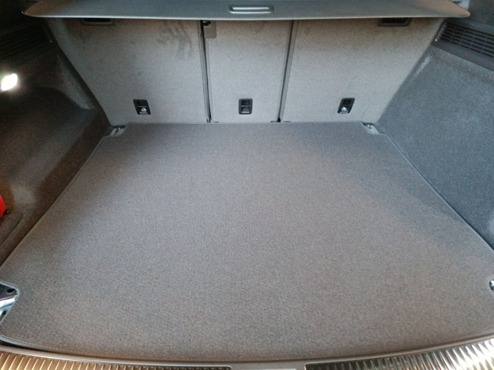 Volkswagen Touareg – Bild 16