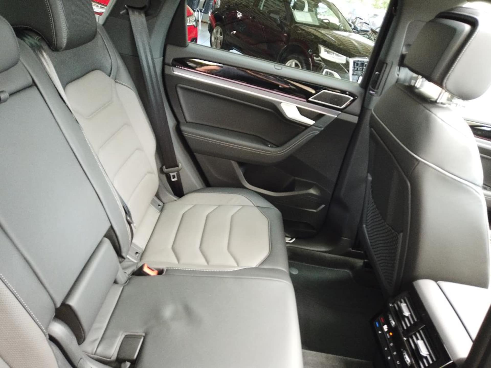 Volkswagen Touareg R-Line