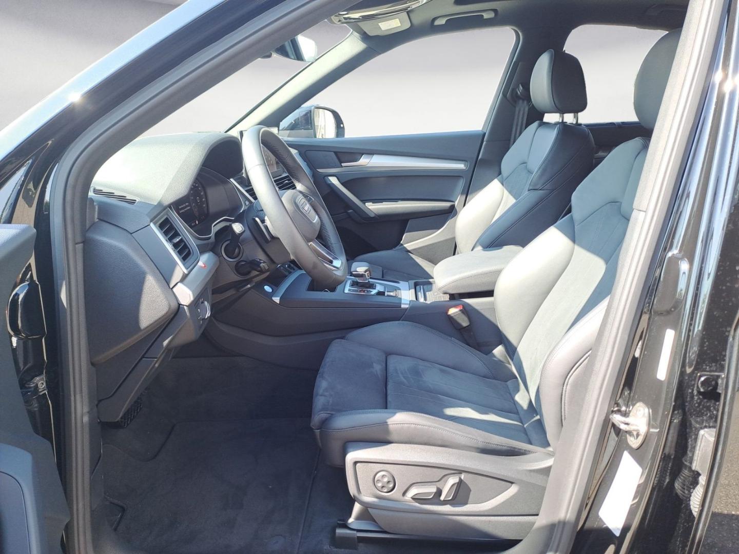 Image about Audi Q5 Sportback 45 TFSI quattro S tronic