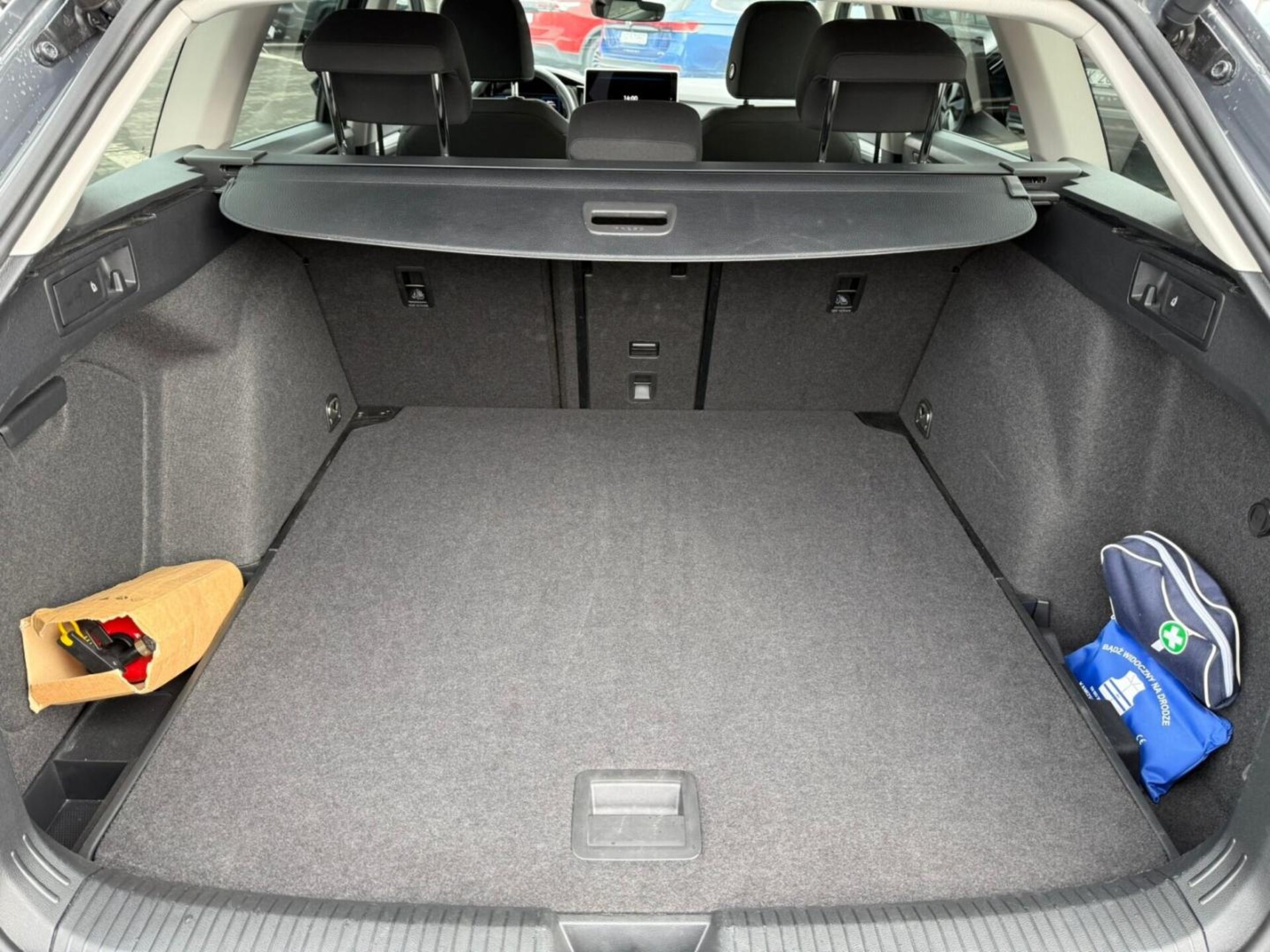 Volkswagen Golf Variant Life