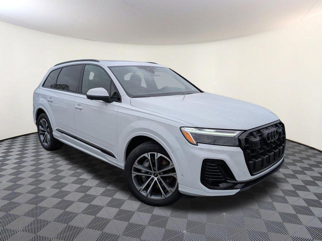 2026 Audi Q7 45 Premium quattro Tiptronic's photo