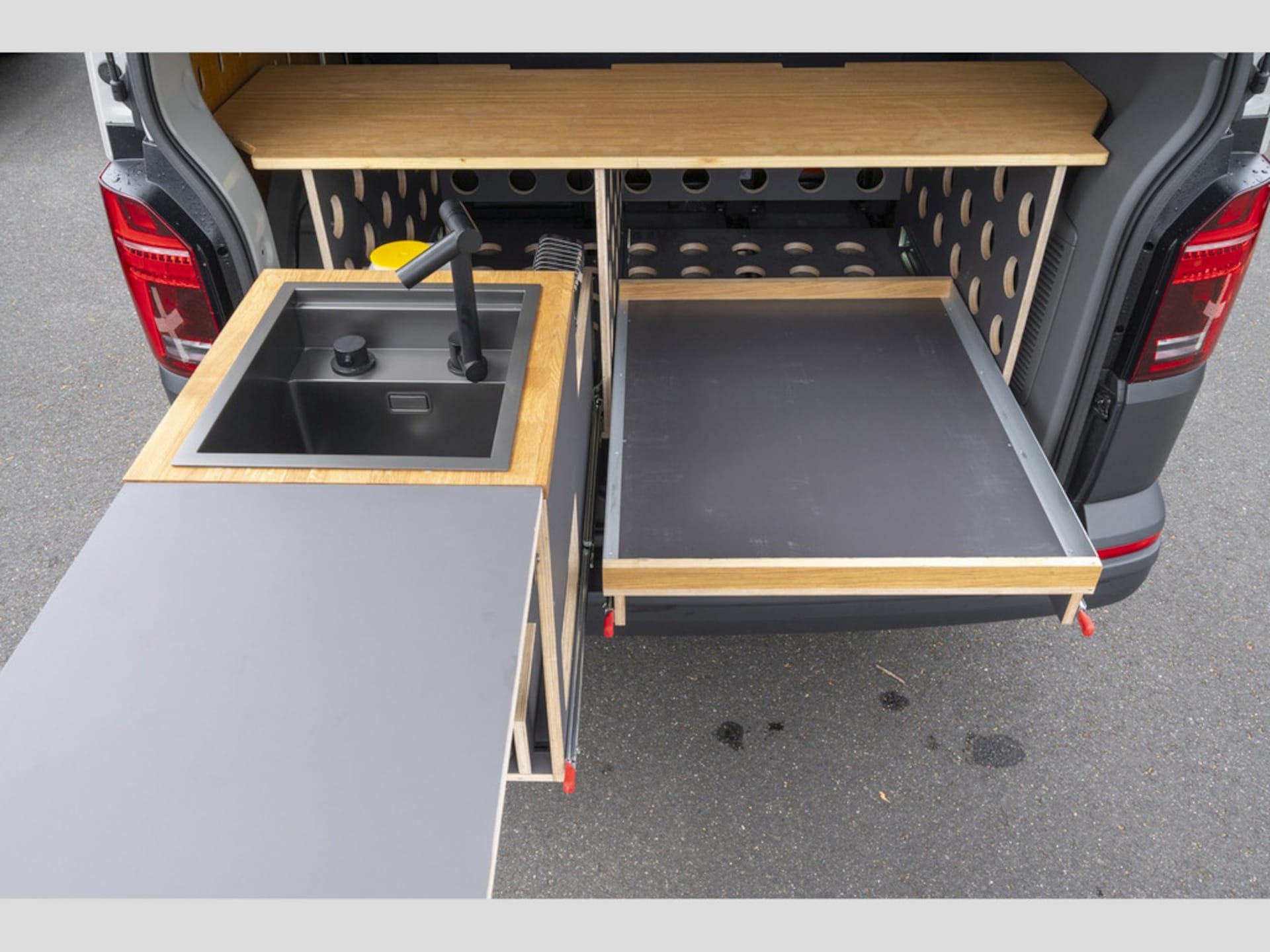 Volkswagen T6.1 Transporter Kasten kurzer Radstand