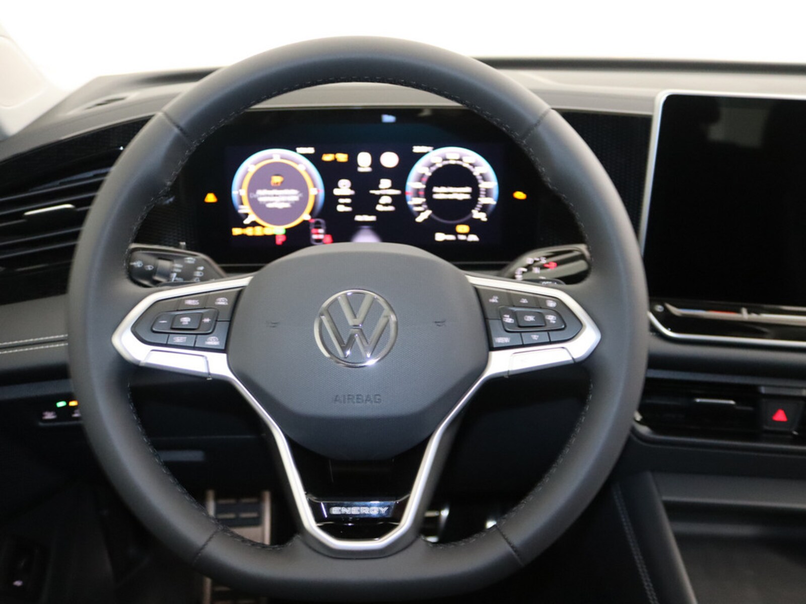 Volkswagen Tiguan – Bild 14
