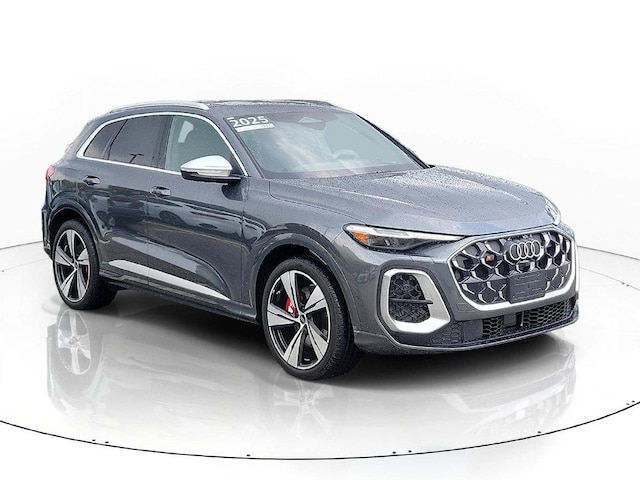 Photo of 2025 Audi SQ5 