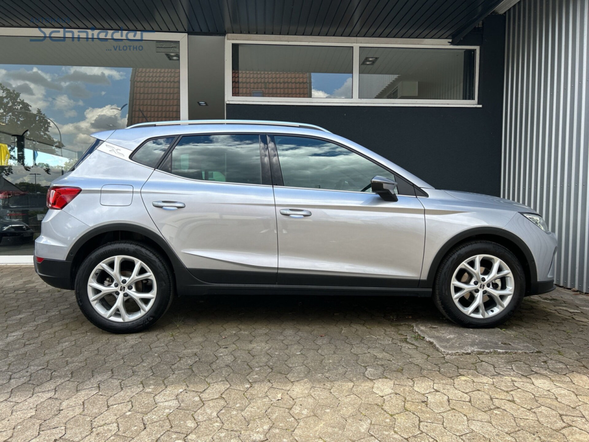 SEAT Arona FR